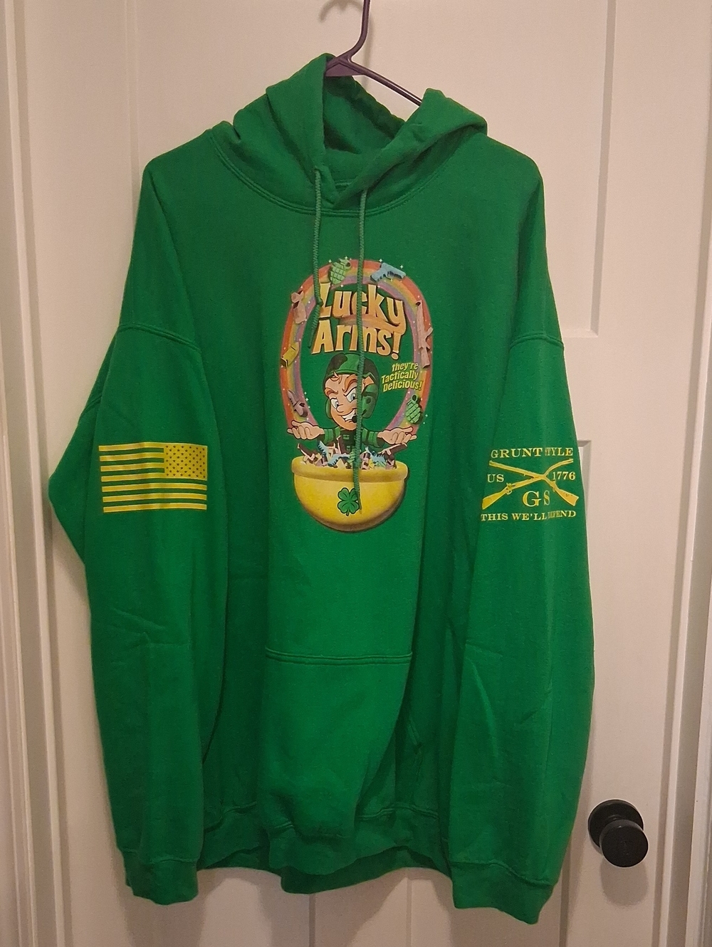 Grunt Style Green Hoodie with Yellow Lucky Arms Graphic Size 4XL - Picture 1 of 3